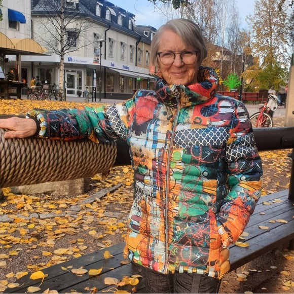 Simply Art by Dolcezza NWT artsy light quilted paffer jacket size S. - Picture 14 of 14